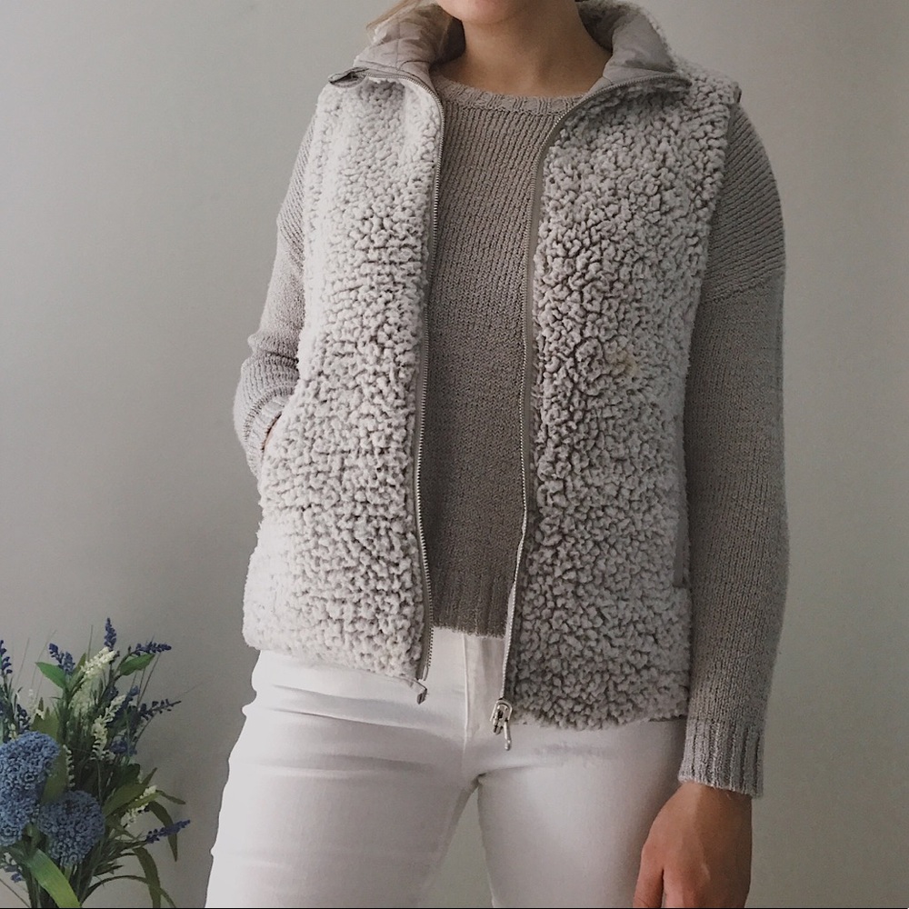 Vintage / Gray Reversible Sherpa Grey Vest